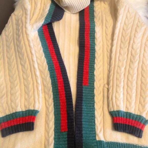 Beige Contrast Cable Knit Cardigan - Picture 4 of 4